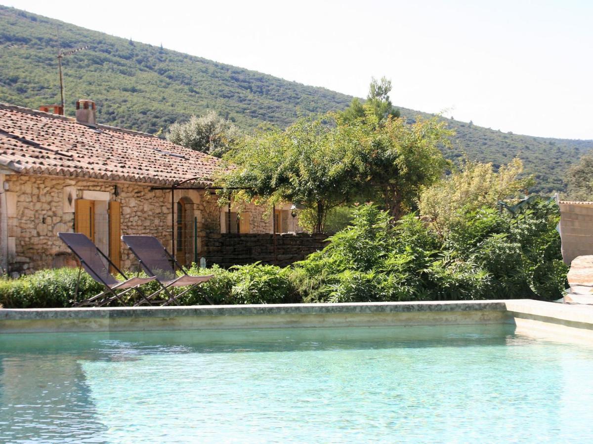 Stylish House With Heated Pool In Lacoste Lacoste (Vaucluse) Exterior foto